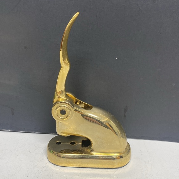 Royal Mark Embosser D'Elegance Gold Personal Manual Stamper - Picture 6 of 17